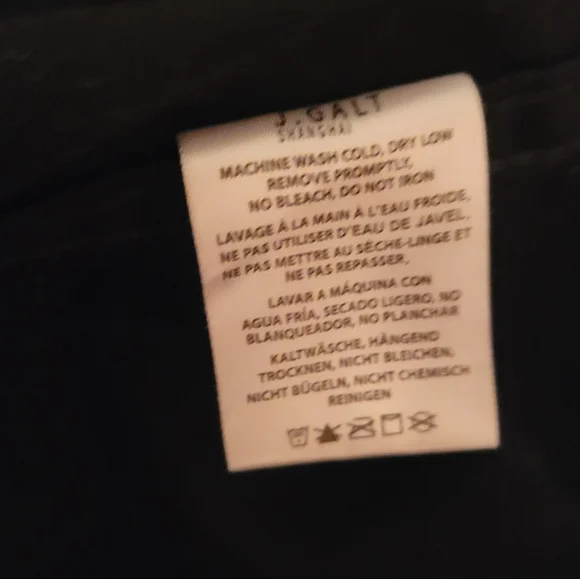 Brandy Melville J. Galt Cropped Black Denim Jacket, Raw Edge Hem, EUC, S - Picture 14 of 14